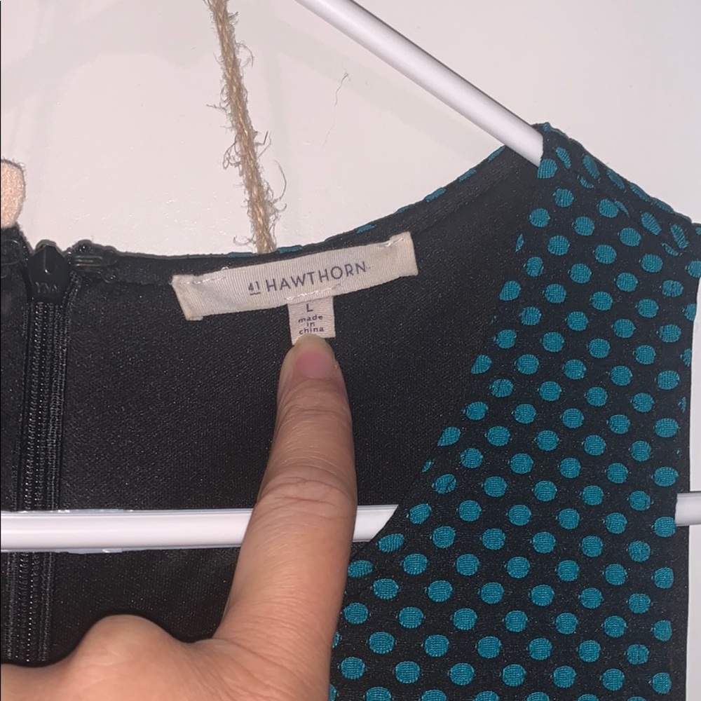 Dress - Picture 3 of 6